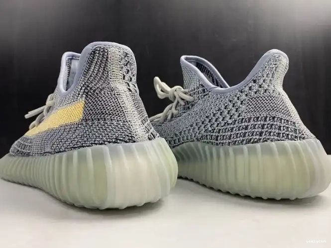 350 GY7657 Yeezy Boost Adidas Ash Blue V2 0602